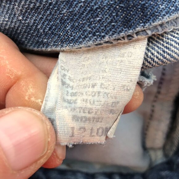 Vintage Womens Jeans Size 12 Long Straight Leg Pleated Front Blue Denim Casual - Picture 3 of 11